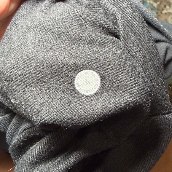 Lululemon Ready to Rulu High-Rise Jogger 4 - Picture 4 of 6